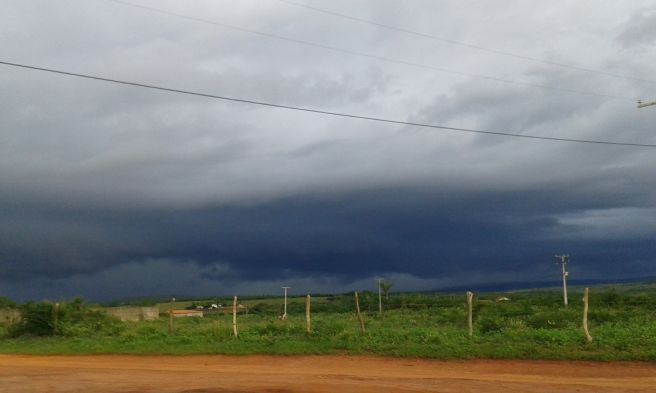 Mais um dia de muita Chuva em Aracatu e Zona Rural