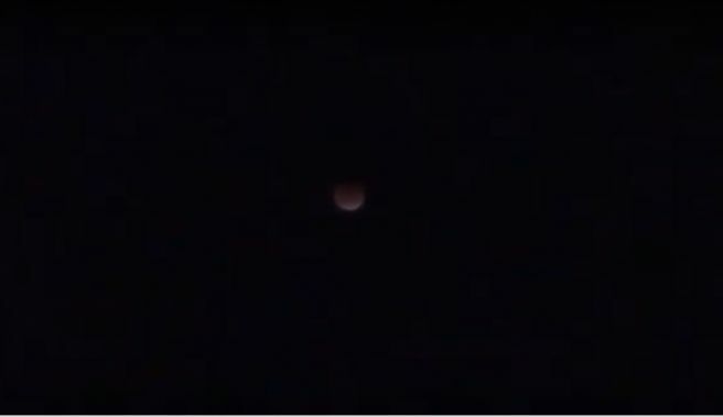Eclipse lunar total em Erechim (RS)