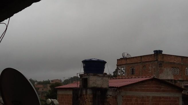 Chuva de moderada à forte intensidade em Guarapari, ES