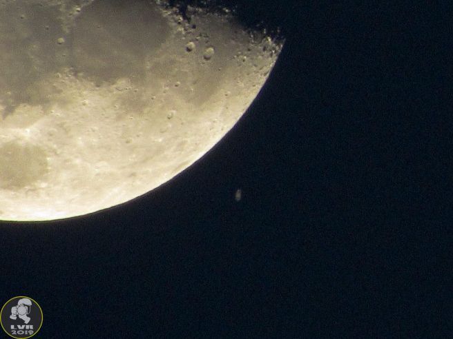 Lua Crescente e Saturno Visto do Rio de Janeiro - 05/10/2019