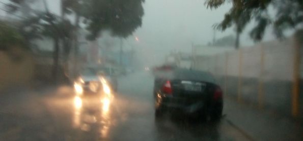 Tempestade à tarde em Betim MG