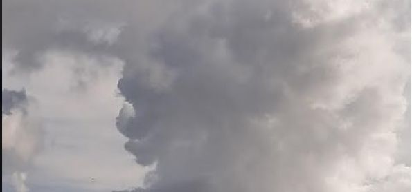 Cimulus Nimbus em formação na Capital