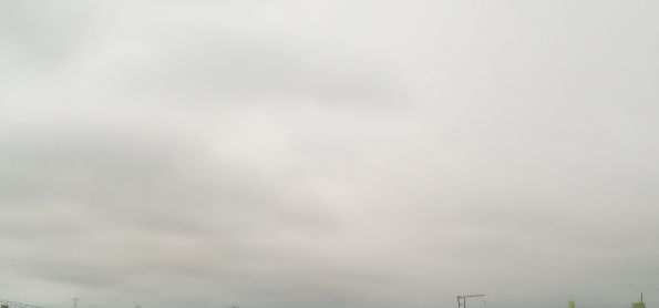 Faz muito frio nesse final de tarde de sexta feira em curitiba # fotografootempo