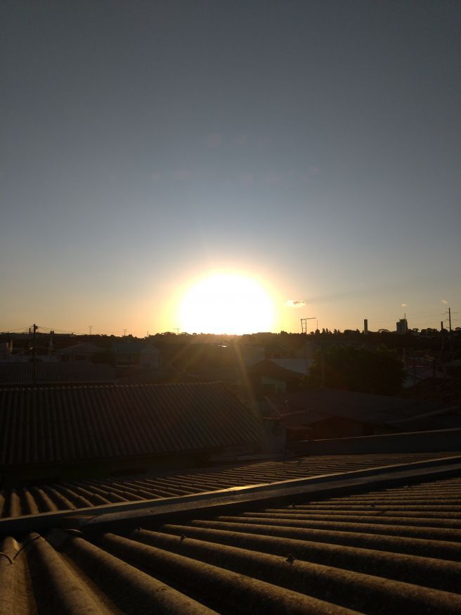 Por do sol em Curitiba neste final de tarde
