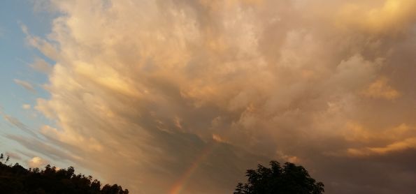 Final da tarde de hj (1/4) em Itapira-SP.
