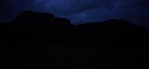 Anoitecer em sincora da Serra - Chapada Diamantina - BA