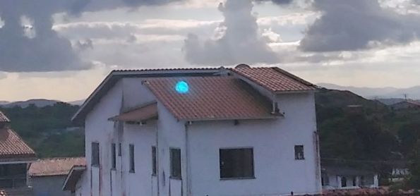 Foto Globo no telhado