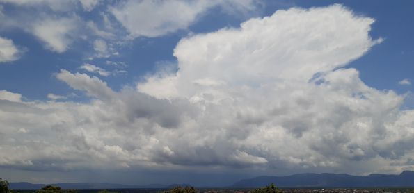 CHUVA CONTINUA FORTE EM LIVRAMENTO BAHIA