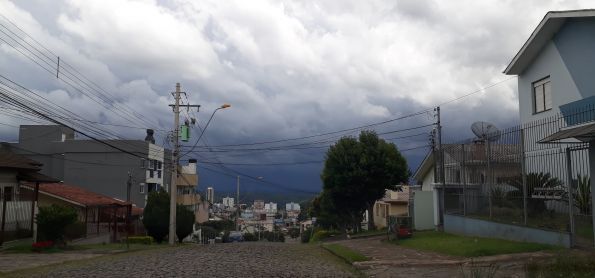 Chuva chegando em Caxias do Sul
