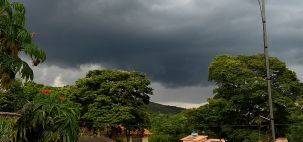 Nuvens carregadas na Zona Norte de Betim/MG. Tempestades à vista!