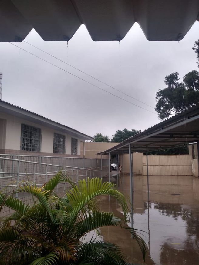 Chove em Goioerê -Paraná após 1 mês sem chuva. 